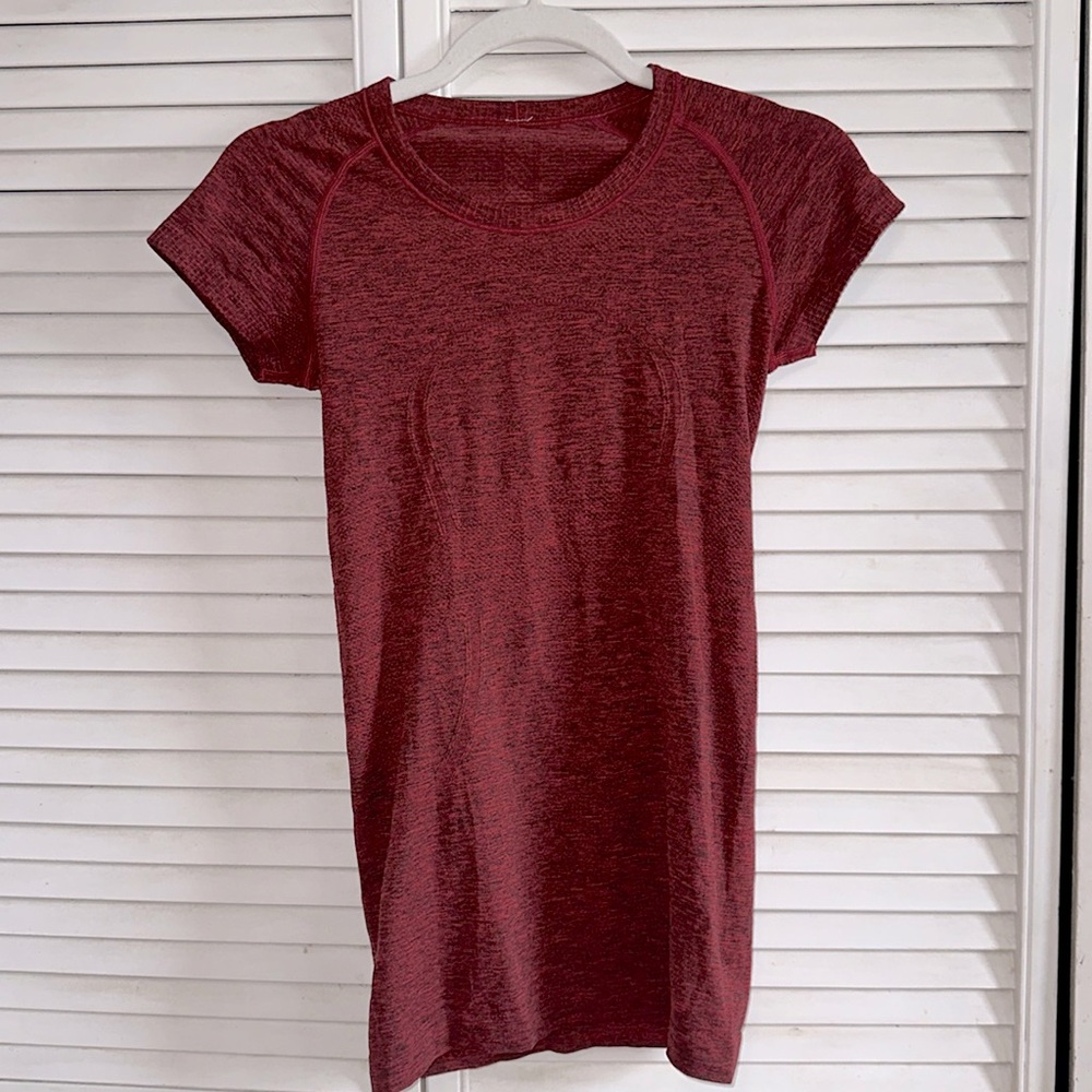 Lululemon swiftly tech t-shirt